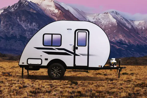 lightweight travel trailers under 1 500 lbs with bathroom