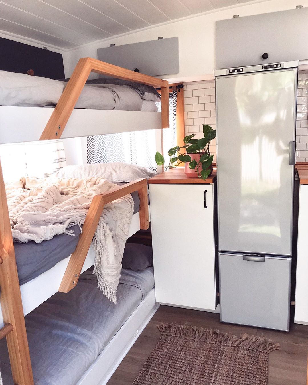 Rv Bunk Beds Obsession, Camper Van Bunk Bed Ideas