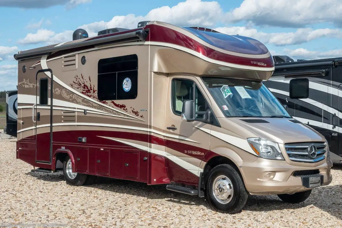 26 Foot Class C Motorhome