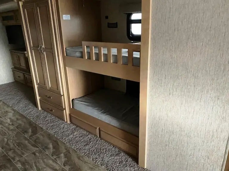 Class A RV with bunks RV Obsession