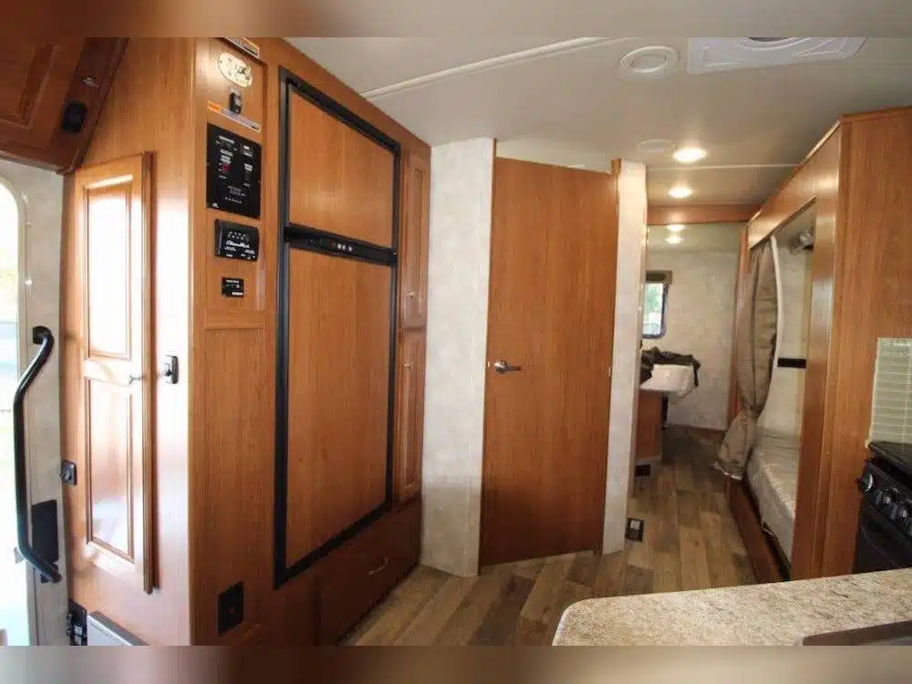 Interior of Winnebago Vista 31B RV