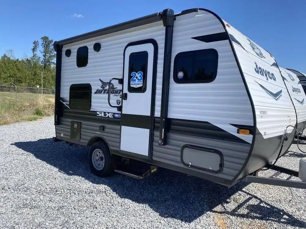 Floorplan of a Jayco Jay Flight SLX 154BH travel trailer.