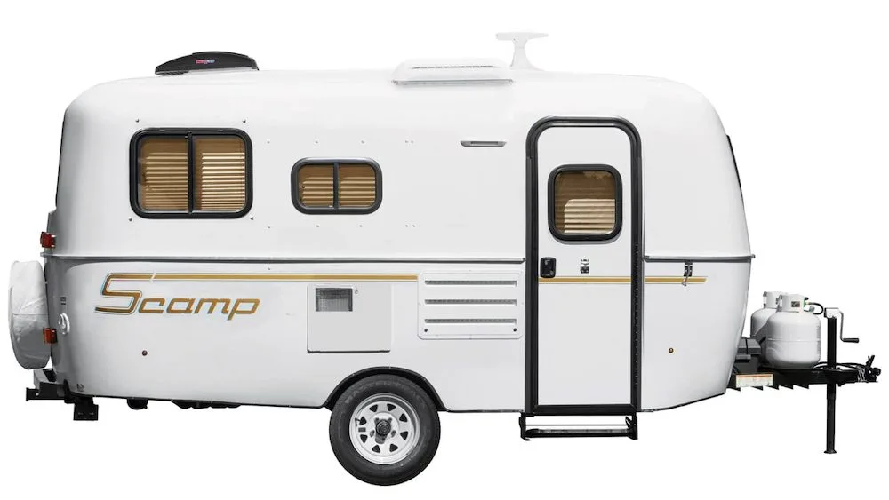 Exterior of the Scamp 16' Deluxe travel trailer.