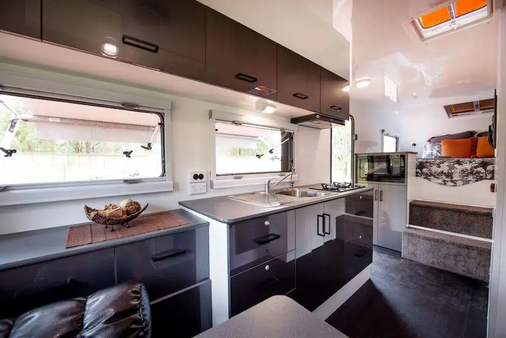 Interior view of the Winjana Ormiston 630 fifth wheel.